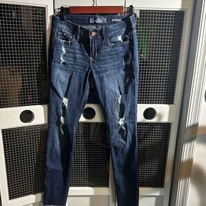 Hollister Dark Blue Women’s Skinny Ripped Jeans